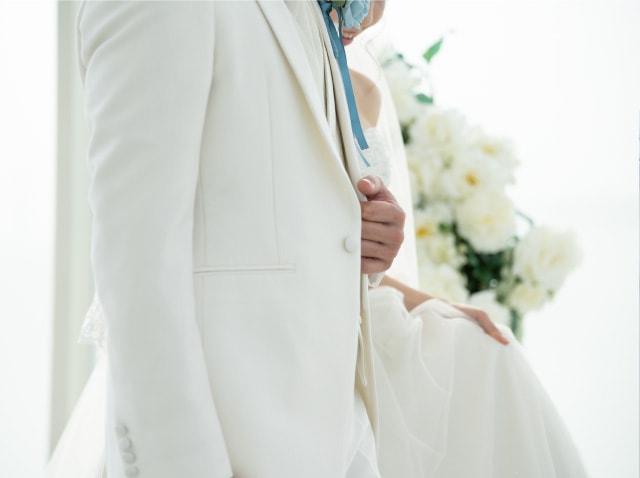 賀県金沢市の結婚式場 インペリアルウィング富山迎賓館なら新郎様のタキシードも多数取り揃えております